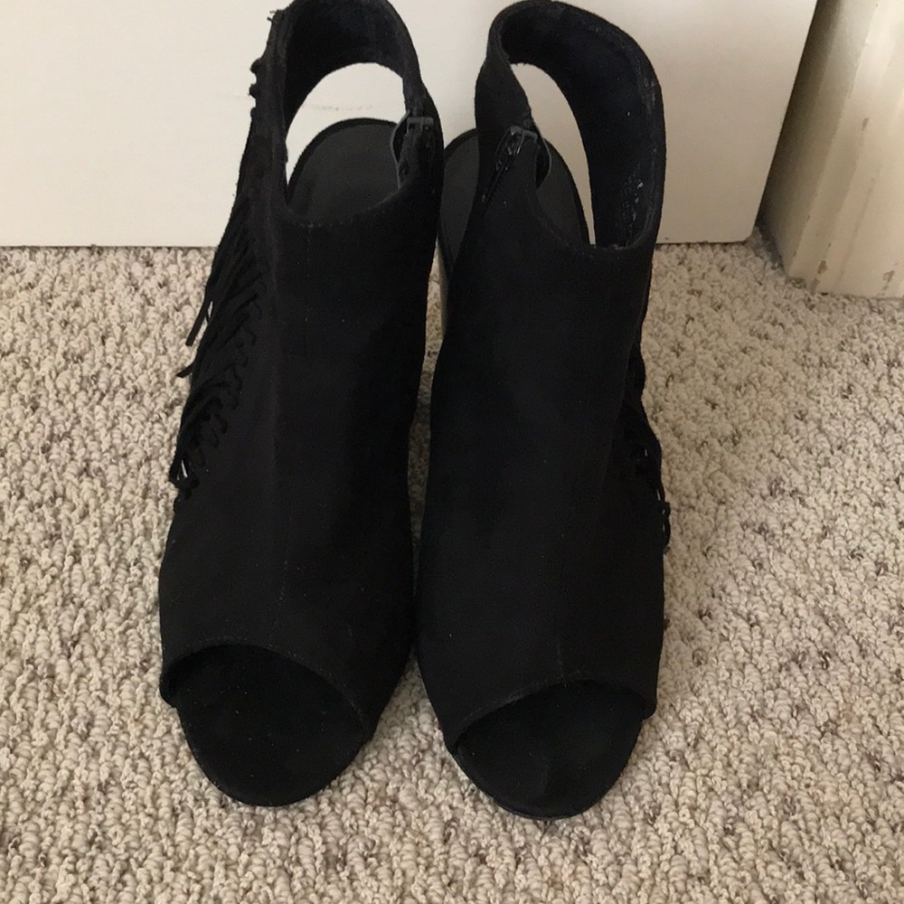 Fringe peep toe booties